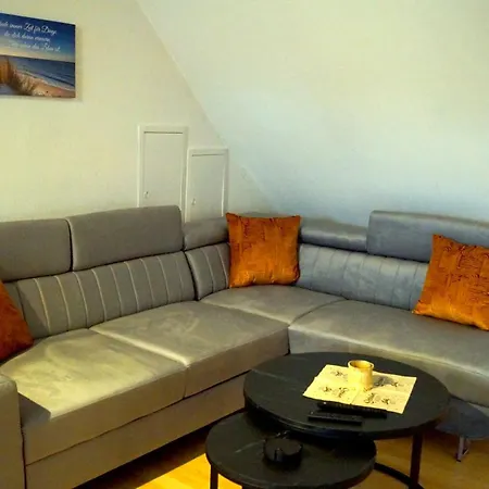 24 Modern & Gemuetlich Appartement